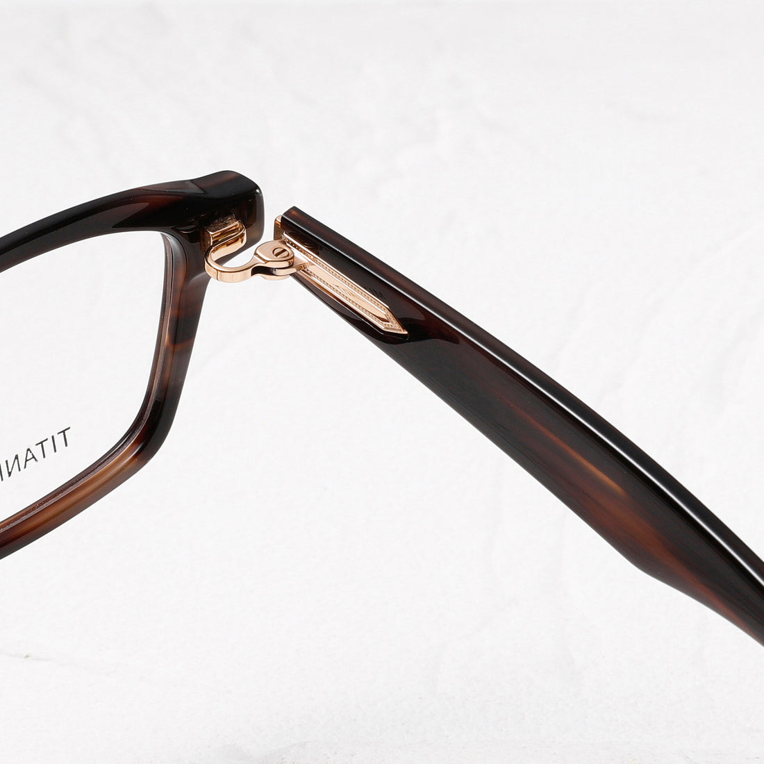 Anti-Slingshot Fashion Big Square Rim Glasses Frame Sheet Metal Eyeglass Frame Pure Titanium